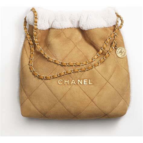 chanel 22 ecru|Chanel 22 mini handbag, Shearling lambskin & gold.